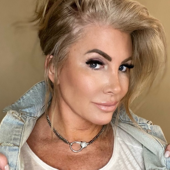 Silver heart necklace can be worn with or without the pendant. SEE ALL PICS - Picture 3 of 9